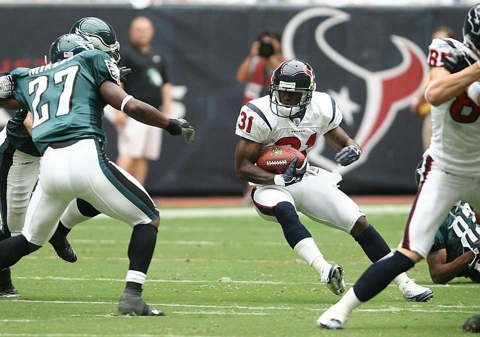 Inside the NFL Draft War Room: How Teams Evaluate Player Talent and Potential