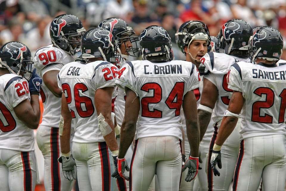 Scouting the Next NFL Stars: A Closer Look at College Football’s Standout Performers