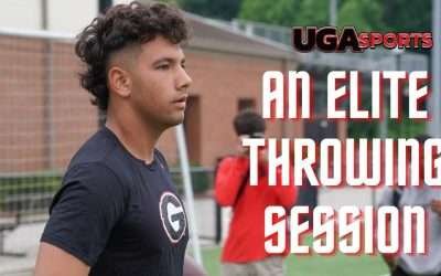 Dylan Raiola leads an ELITE throwing session with Dawg commits and targets