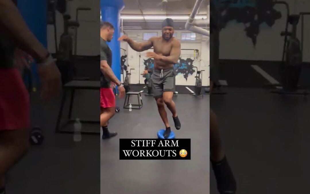 Derrick Henry Stiff Arm Workout #shorts